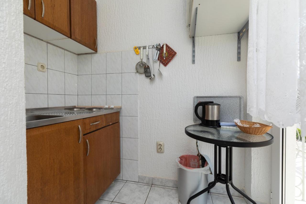 Apartments By The Sea Duce, Omis - 2992 Dugi Rat Ngoại thất bức ảnh