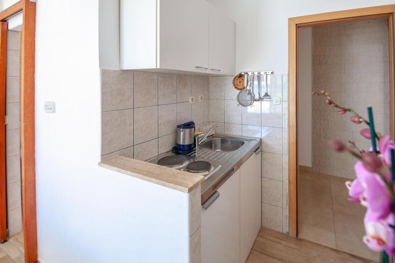 Apartments By The Sea Duce, Omis - 2992 Dugi Rat Ngoại thất bức ảnh