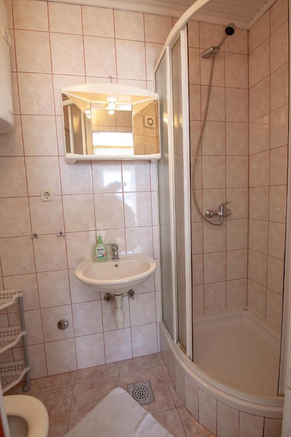 Apartments By The Sea Duce, Omis - 2992 Dugi Rat Ngoại thất bức ảnh